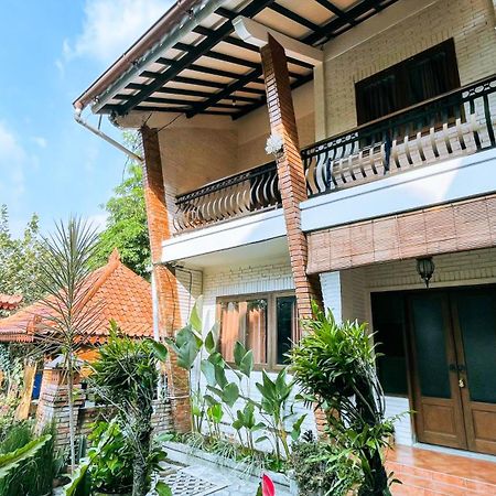 The Satu Stay Kayen Kejayan Exterior photo